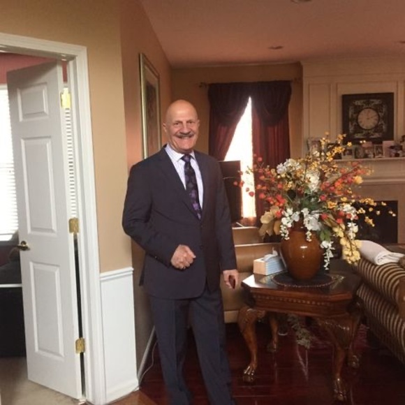 Meet your Posher, Isaiah - Picture 1 of 1